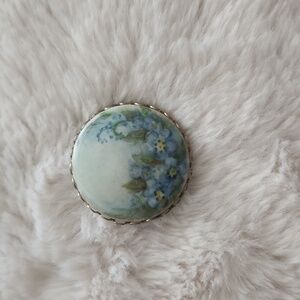 Vintage painted floral brooch